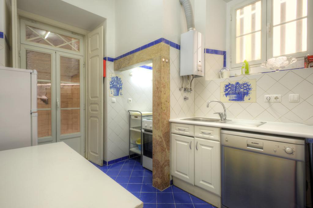 Angola Apartment - 8Bedrooms Lisbon Luaran gambar